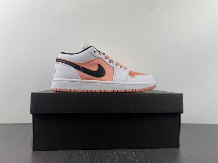 air jordan 1 low white light madder root dm8960-801