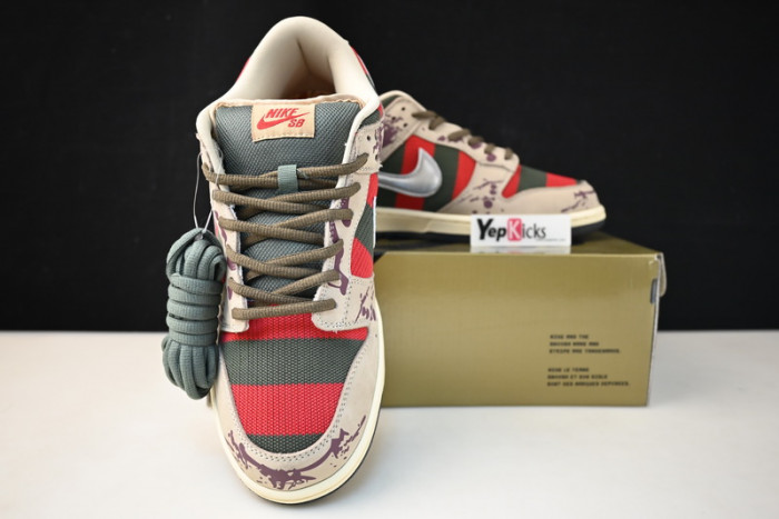 nike sb dunk low freddy krueger 313170-202