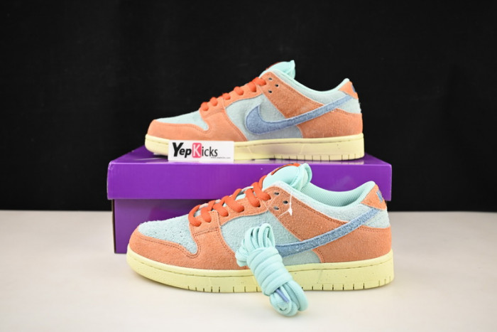 nike sb dunk low “noise aqua” dv5429-800