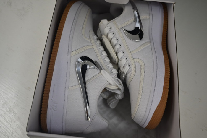 air force 1 low travis scott sail aq4211-101