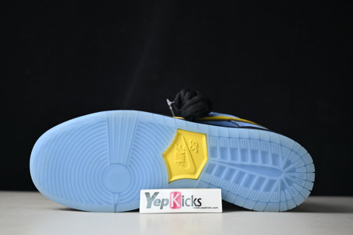 the powerpuff girls x nike sb dunk low “bubbles fz8320-400