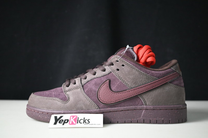 nike sb dunk low premium “valentine’s day” fn0619-600