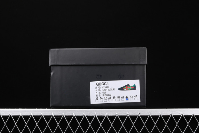 g*u*i low-top sneaker black e1245