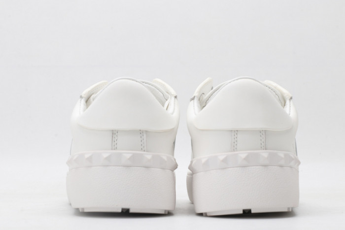 valentino sneakers v106