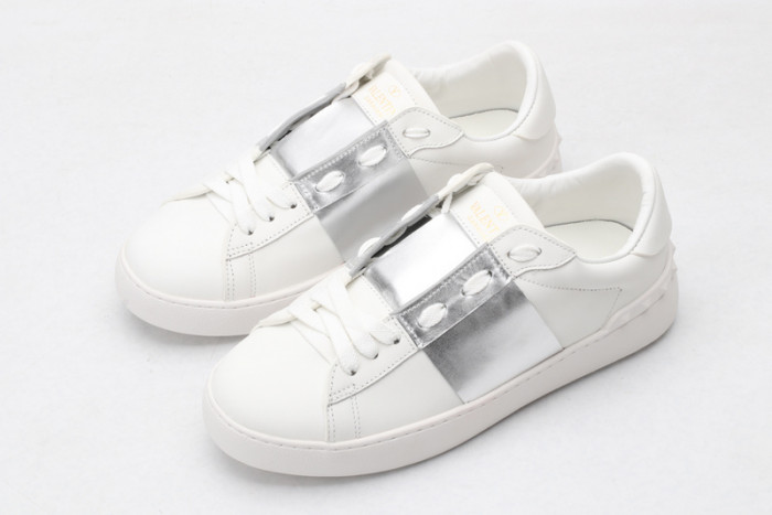 valentino sneakers v106