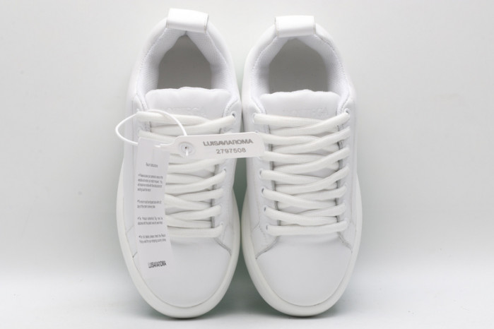 Bo*te*ga ve*ne*ta bv026