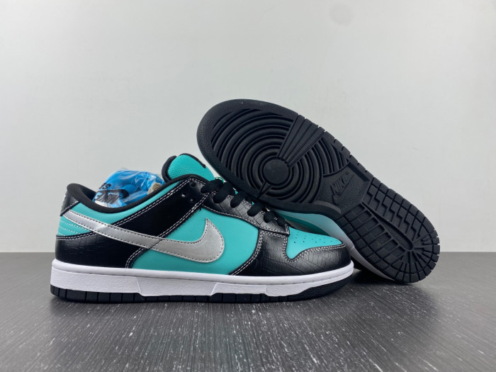 nike sb dunk low diamond S*pply co. aqua blue 304292-402