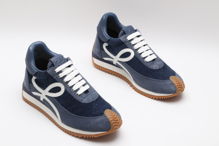 loewe sneakers lw011