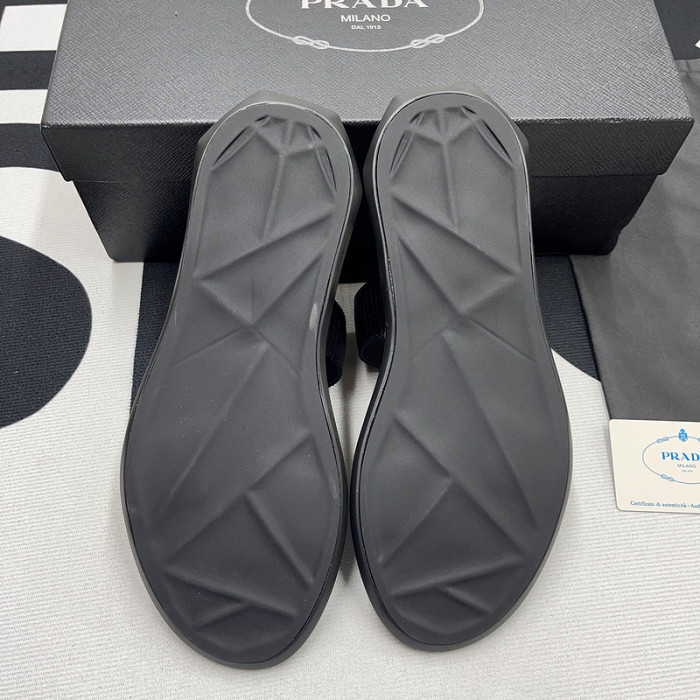 pra*a sandals p072