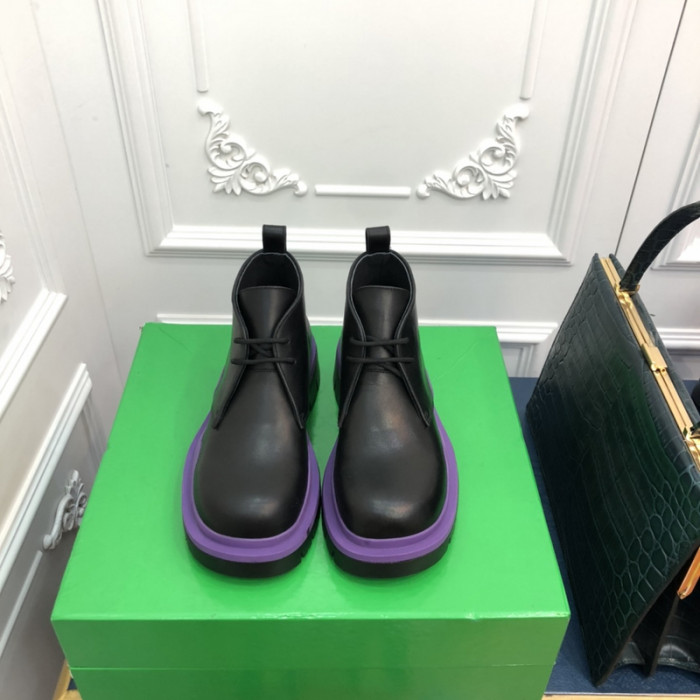 Bo*te*ga ve*ne*ta bv022