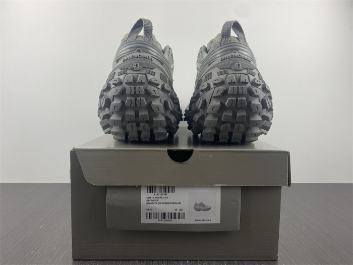 Ba*len*cia*ga defender trainers w2ra6 1200