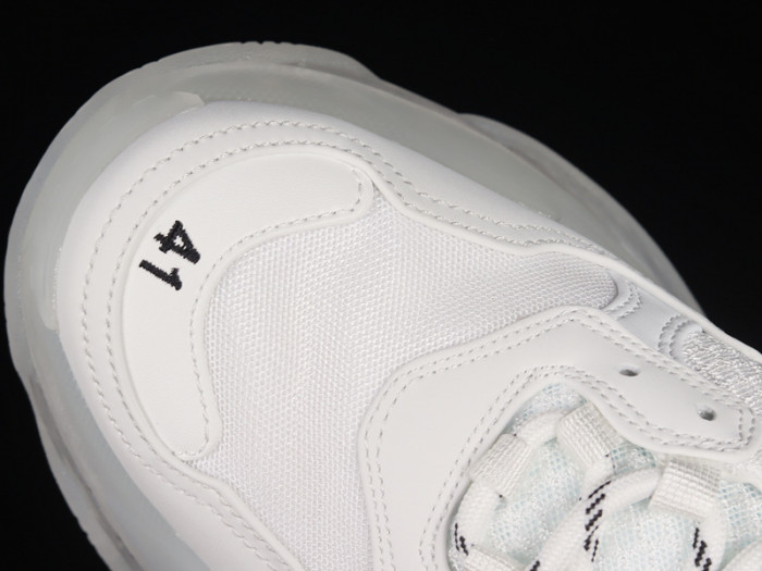 Ba*len*cia*ga triple s sneaker w2fb1 9000