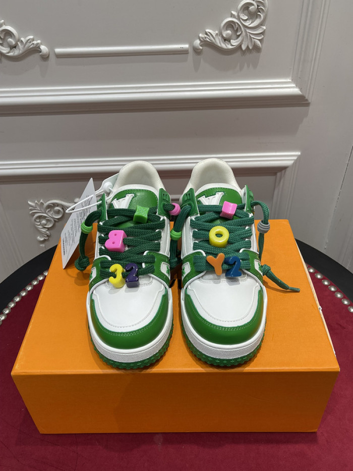 l0vt sneakers