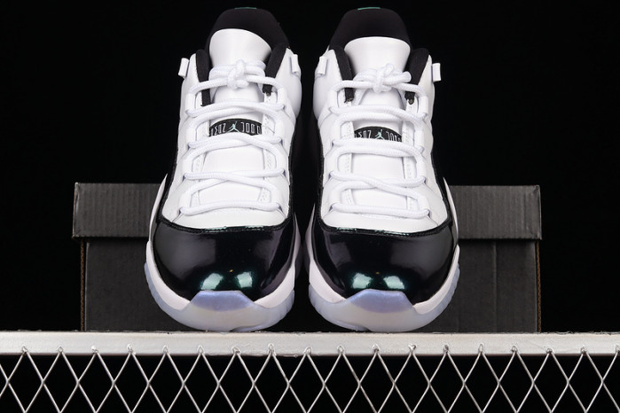 air jordan 11 retro low iridescent 528895-145