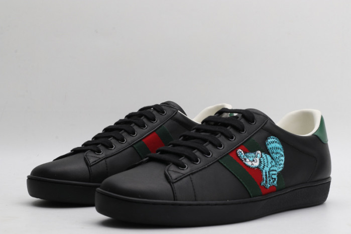 g*u*i ace embroidered low-top sneaker g167