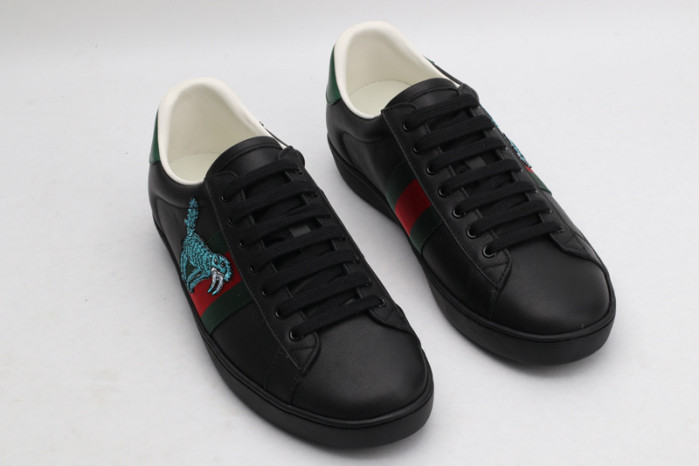 g*u*i ace embroidered low-top sneaker g167