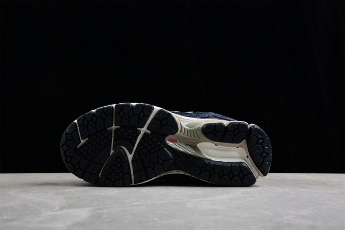 new balance 2002r protection pack black grey m2002rdj