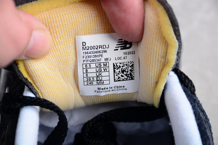 new balance 2002r protection pack black grey m2002rdj