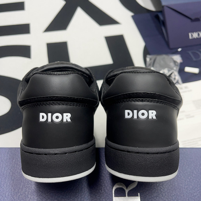 D*or b27 sneakers d0321