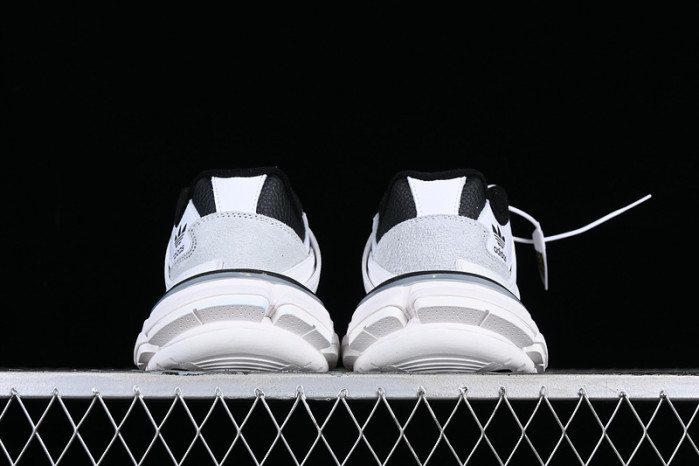 Ba*len*cia*ga track w3cz1 9010