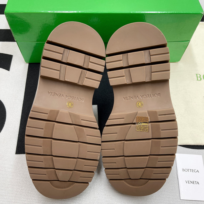 Bo*te*ga ve*ne*ta bv030