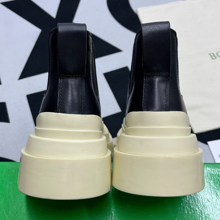 Bo*te*ga ve*ne*ta bv029