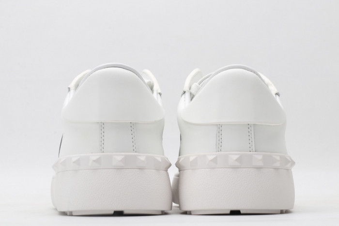 valentino sneakers v104