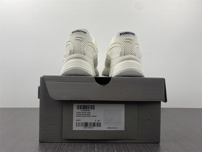 Ba*len*cia*ga phantom white w2e92 9000