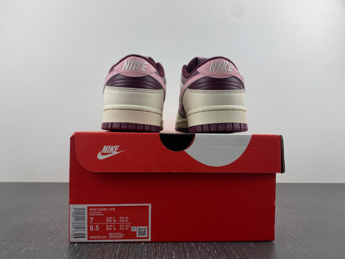 nike dunk low “valentine’s day” dr9705-100