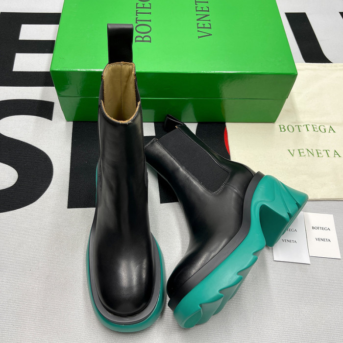 Bo*te*ga ve*ne*ta bv032