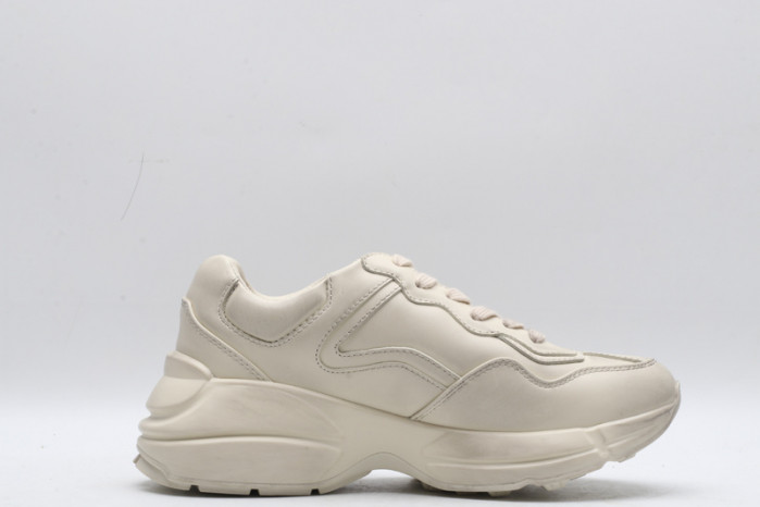 g*u*i ace embroidered low-top sneaker e2355