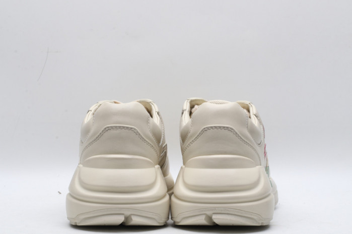 g*u*i ace embroidered low-top sneaker e2355