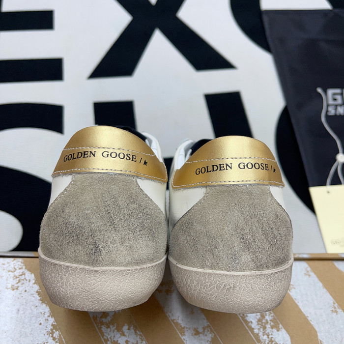 golden goose S*per-star sneaker gg03