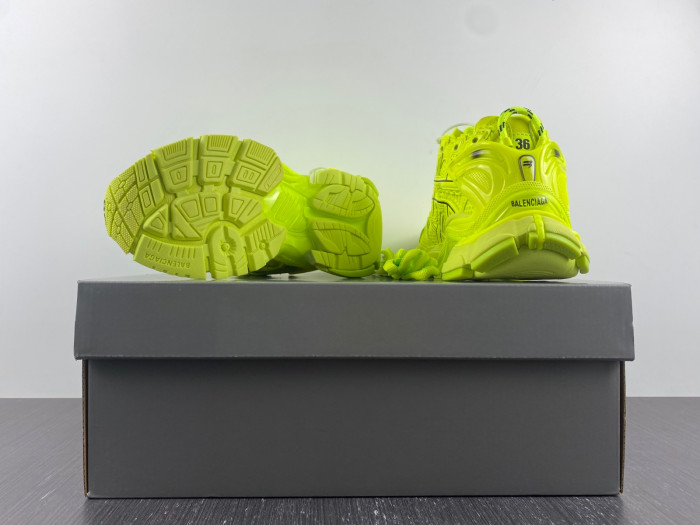 Ba*len*cia*ga runner w3rb4 7510