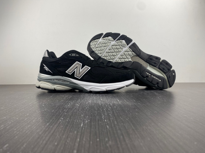 new balance 990v3 black white m990bs3