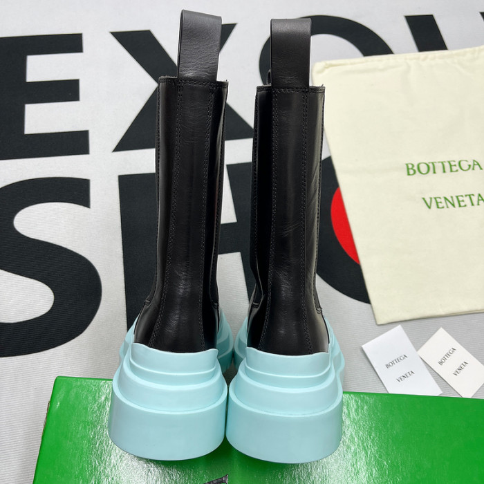 Bo*te*ga ve*ne*ta bv027