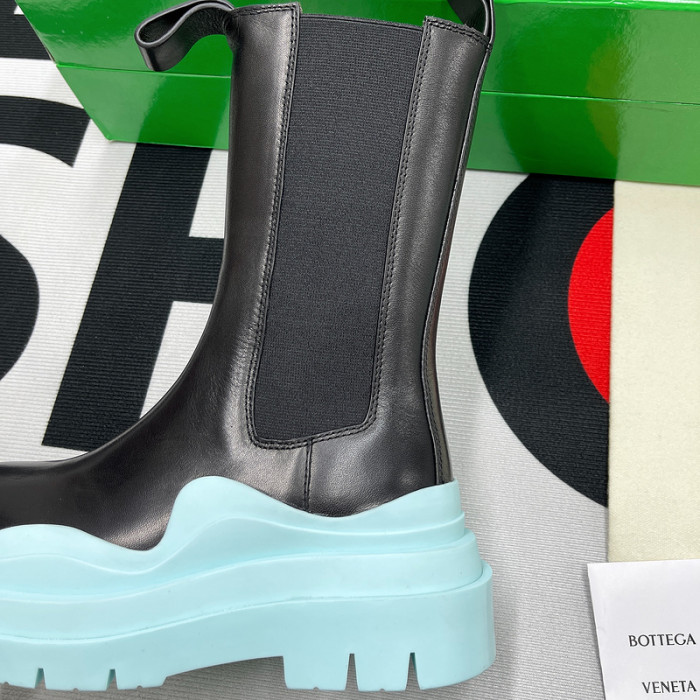 Bo*te*ga ve*ne*ta bv027