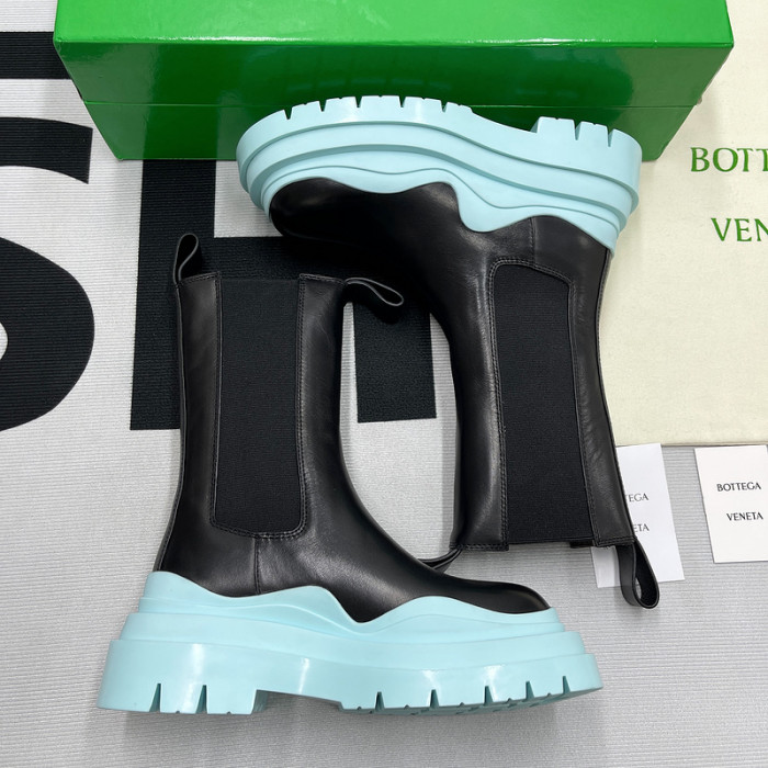 Bo*te*ga ve*ne*ta bv027