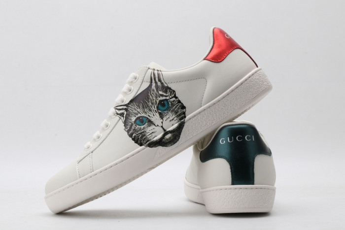 g*u*i ace embroidered low-top sneaker g104