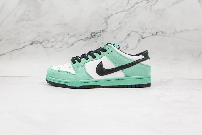 nike sb dunk low sea crystal 819674-301