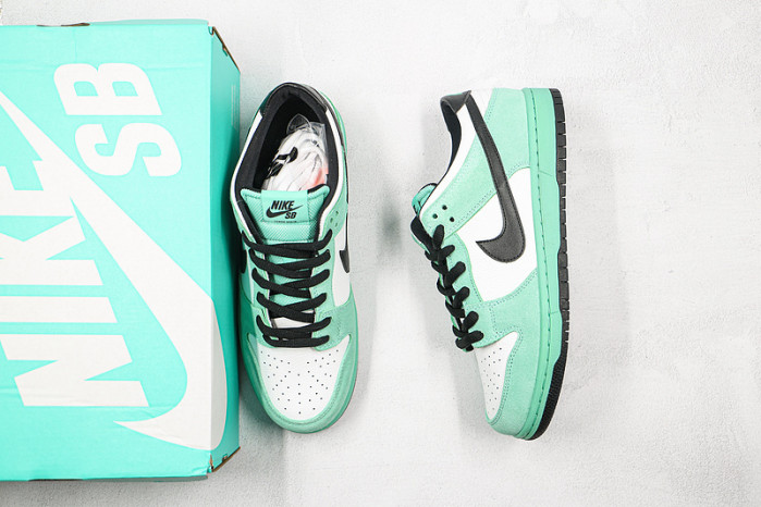 nike sb dunk low sea crystal 819674-301