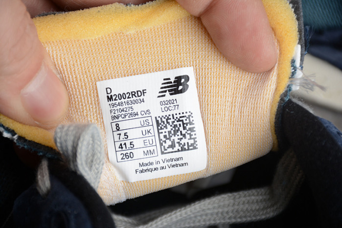 new balance 2002r protection dark navy m2002rdf