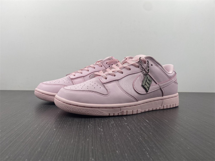 nike dunk low pink 921803-601