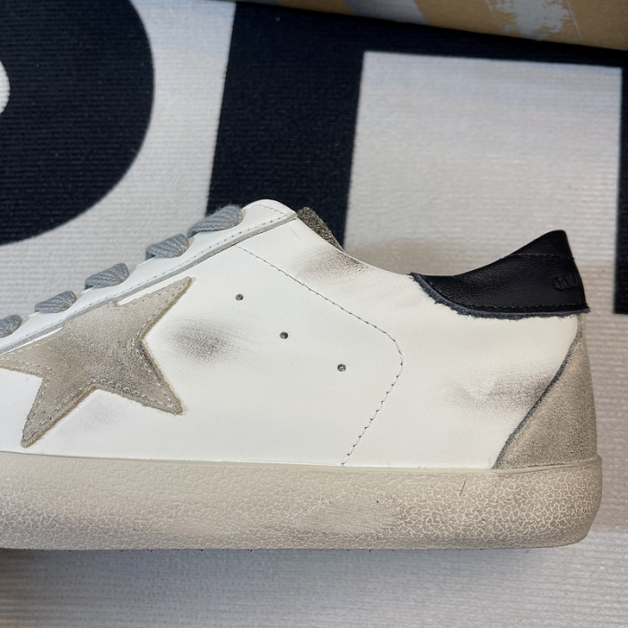 golden goose S*per-star sneaker gg06