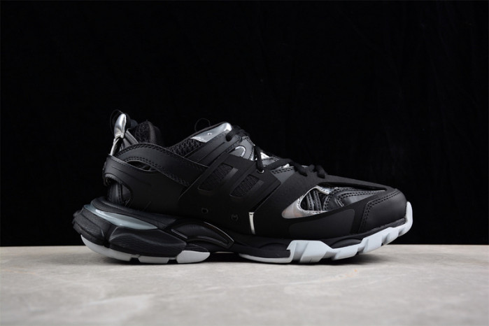 Ba*len*cia*ga track w2fsc 1081