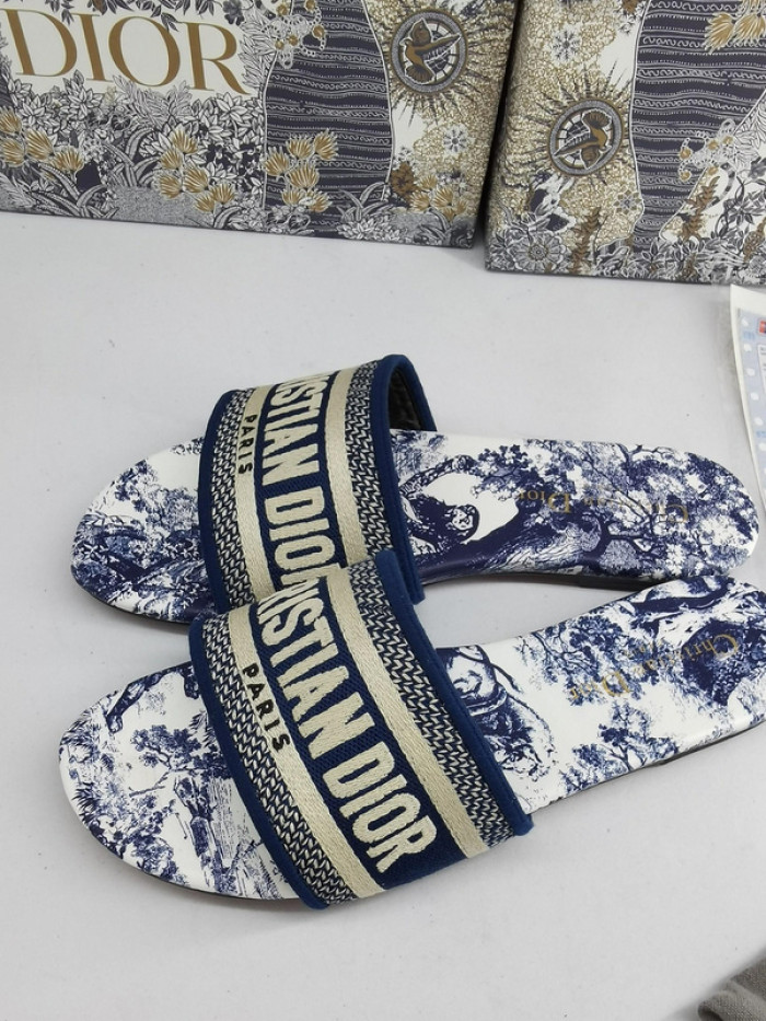 D*or slippers d06576