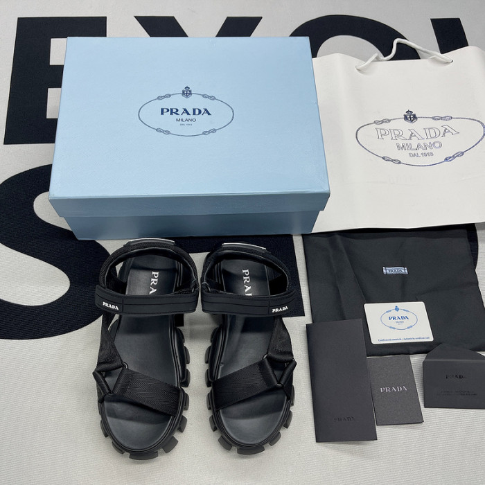 pra*a sandals p064