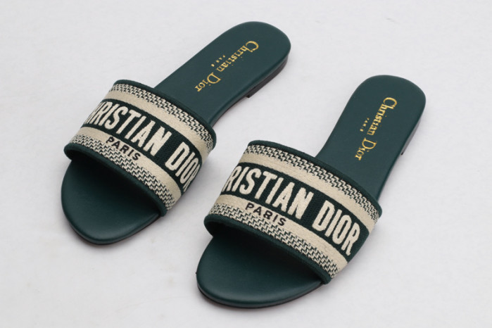 D*or slides g6570
