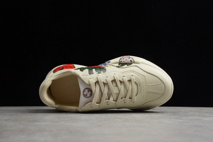 g*u*i ace embroidered low-top sneaker e2282