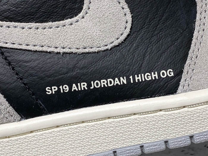 air jordan 1 grey black crimson 555088-018